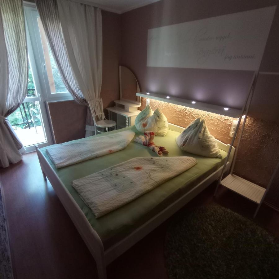 Rózsa Apartman 2 Alsóörs Exterior foto