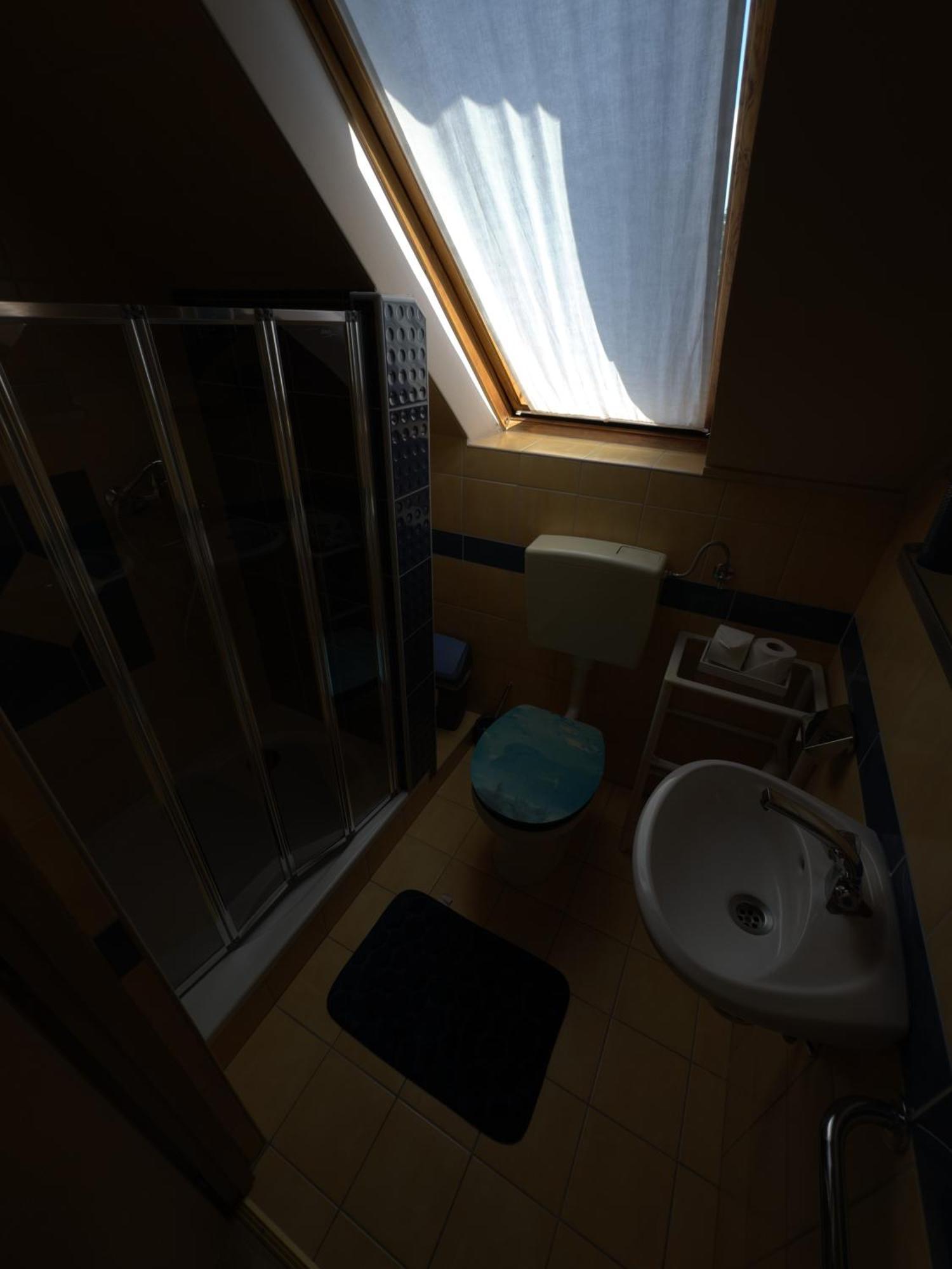Rózsa Apartman 2 Alsóörs Habitación foto
