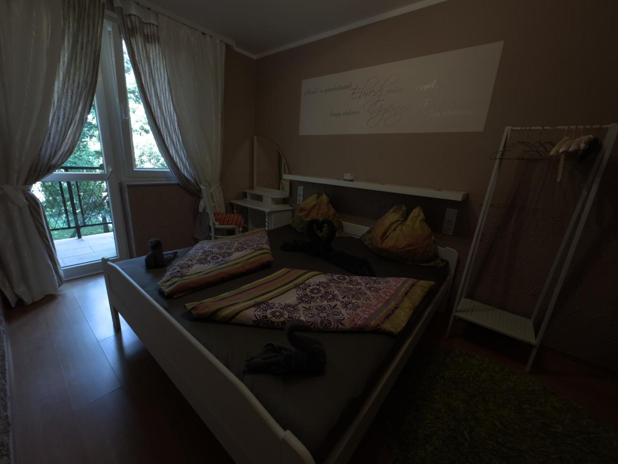 Rózsa Apartman 2 Alsóörs Habitación foto